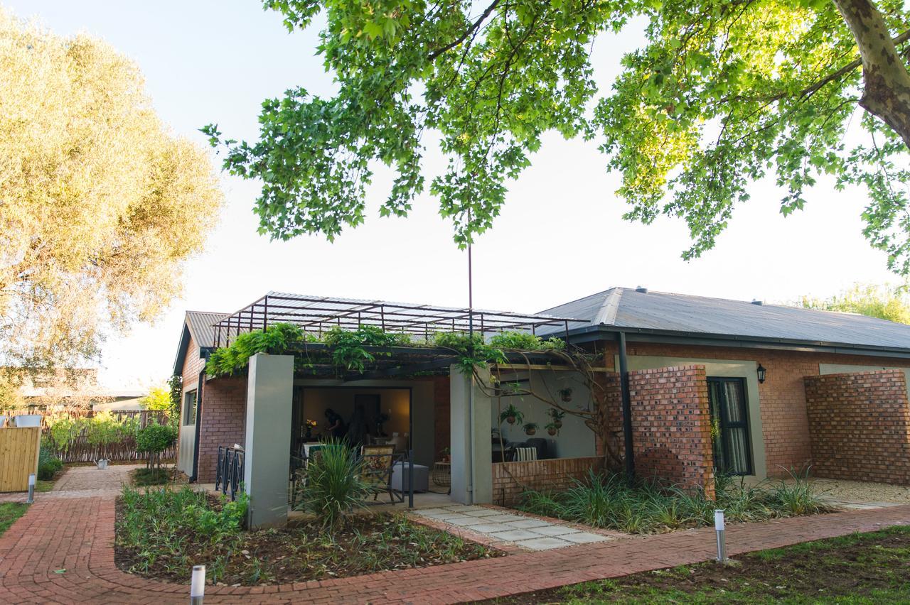Pepper Tree Venue & Guesthouse Bloemfontein Bagian luar foto