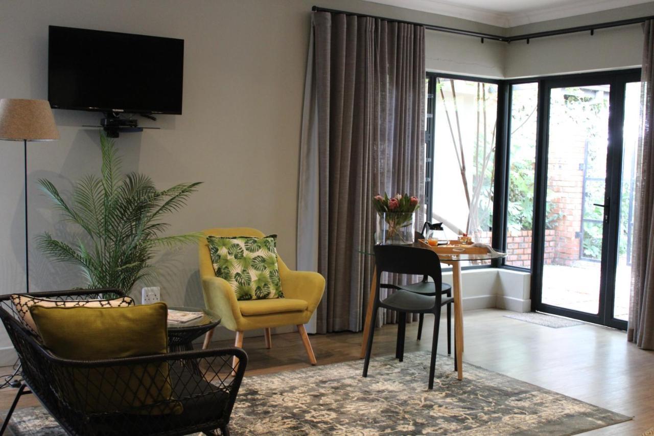 Pepper Tree Venue & Guesthouse Bloemfontein Bagian luar foto