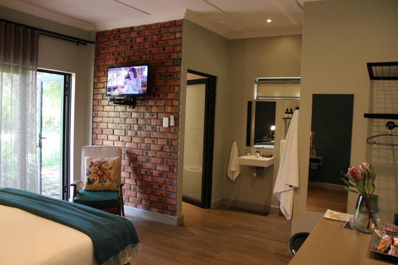 Pepper Tree Venue & Guesthouse Bloemfontein Bagian luar foto