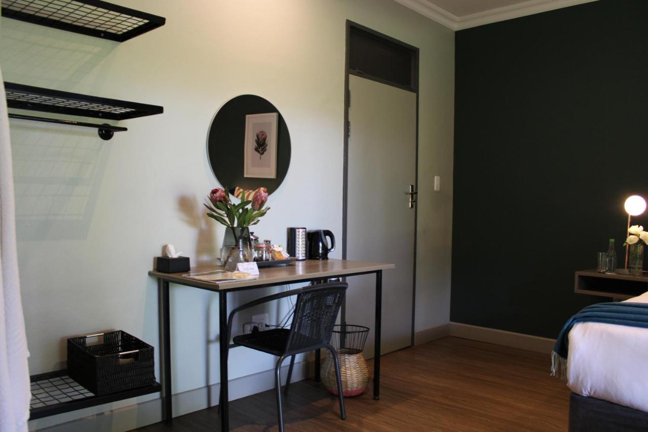 Pepper Tree Venue & Guesthouse Bloemfontein Bagian luar foto