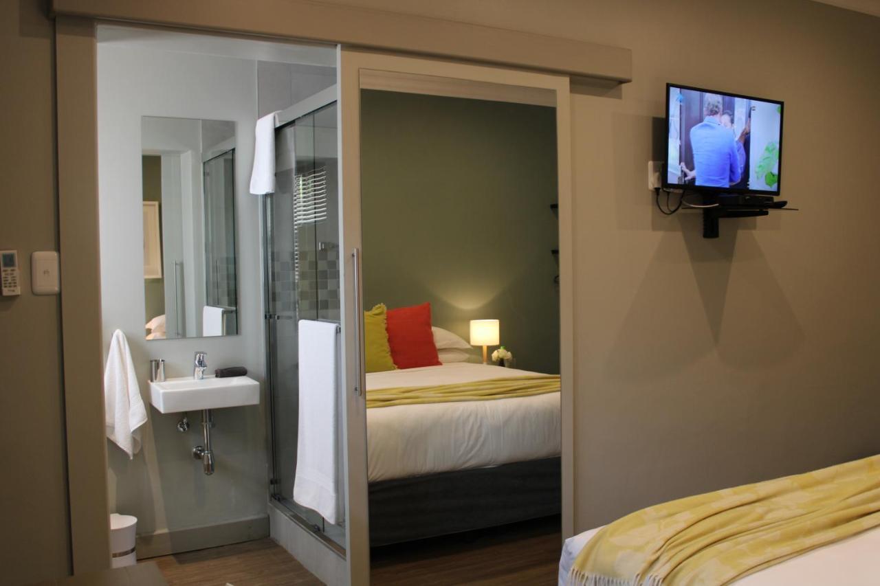 Pepper Tree Venue & Guesthouse Bloemfontein Bagian luar foto